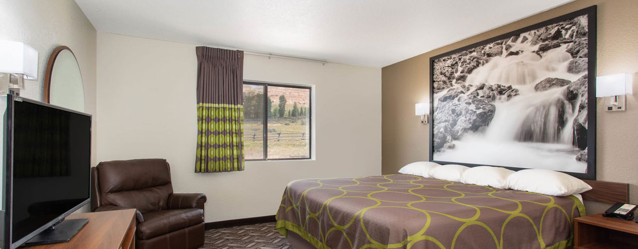 Attractive Room With Bed